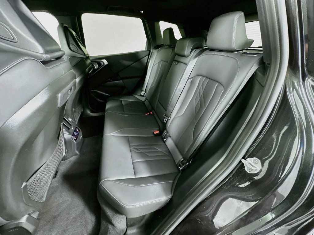 Used 2026 BMW X3 xDrive30i w/ Premium Package AWD/4WD image 23