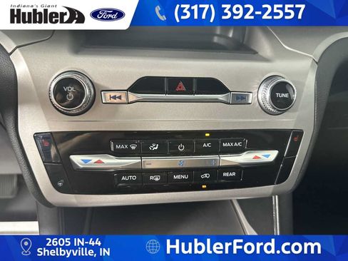 Used 2023 Ford Explorer XLT w/ Equipment Group 202A AWD/4WD image 19