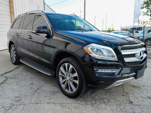 Used 2013 Mercedes-Benz GL 450 4MATIC image 9