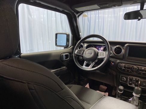 Certified 2021 Jeep Wrangler Unlimited Sahara image 38