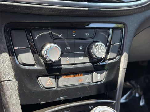Used 2018 Buick Encore Preferred FWD image 36