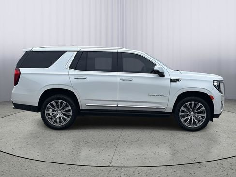 Used 2021 GMC Yukon Denali w/ Denali Premium Package AWD/4WD image 6