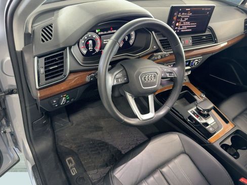 Used 2023 Audi Q5 2.0T Premium Plus w/ Premium Plus Package image 4