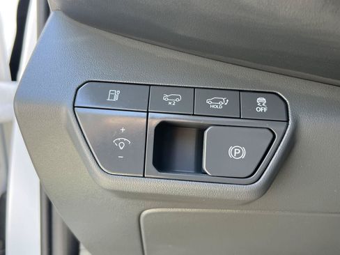 Used 2026 Kia EV9 Land w/ Nightfall Edition Package AWD/4WD image 32