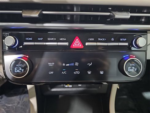 New 2026 Hyundai Tucson Blue SE image 21