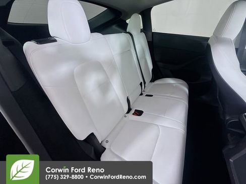 Used 2024 Tesla Model Y Long Range image 29