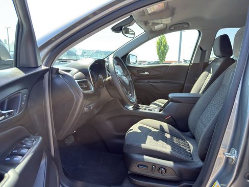 Certified 2024 Chevrolet Equinox LT AWD/4WD image 11