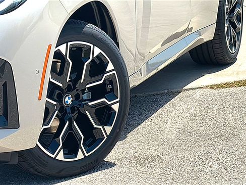 New 2026 BMW X3 xDrive30i w/ M Sport Package AWD/4WD image 3