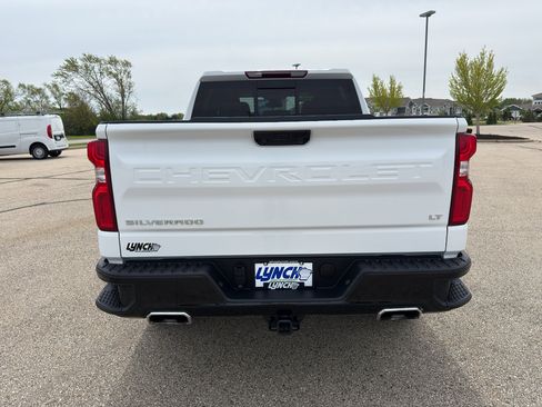 Used 2025 Chevrolet Silverado 1500 LT Trail Boss w/ Convenience Package II AWD/4WD image 4
