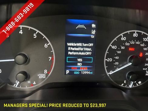 Used 2025 Toyota Corolla SE w/ Convenience Package FWD image 2