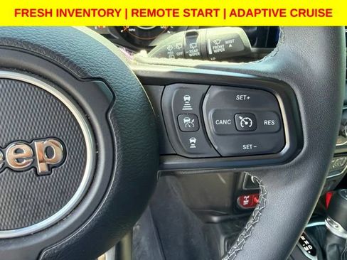 Used 2025 Jeep Wrangler Unlimited Sport AWD/4WD image 23