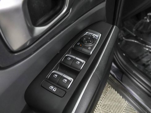 Used 2025 Kia Sorento EX image 34
