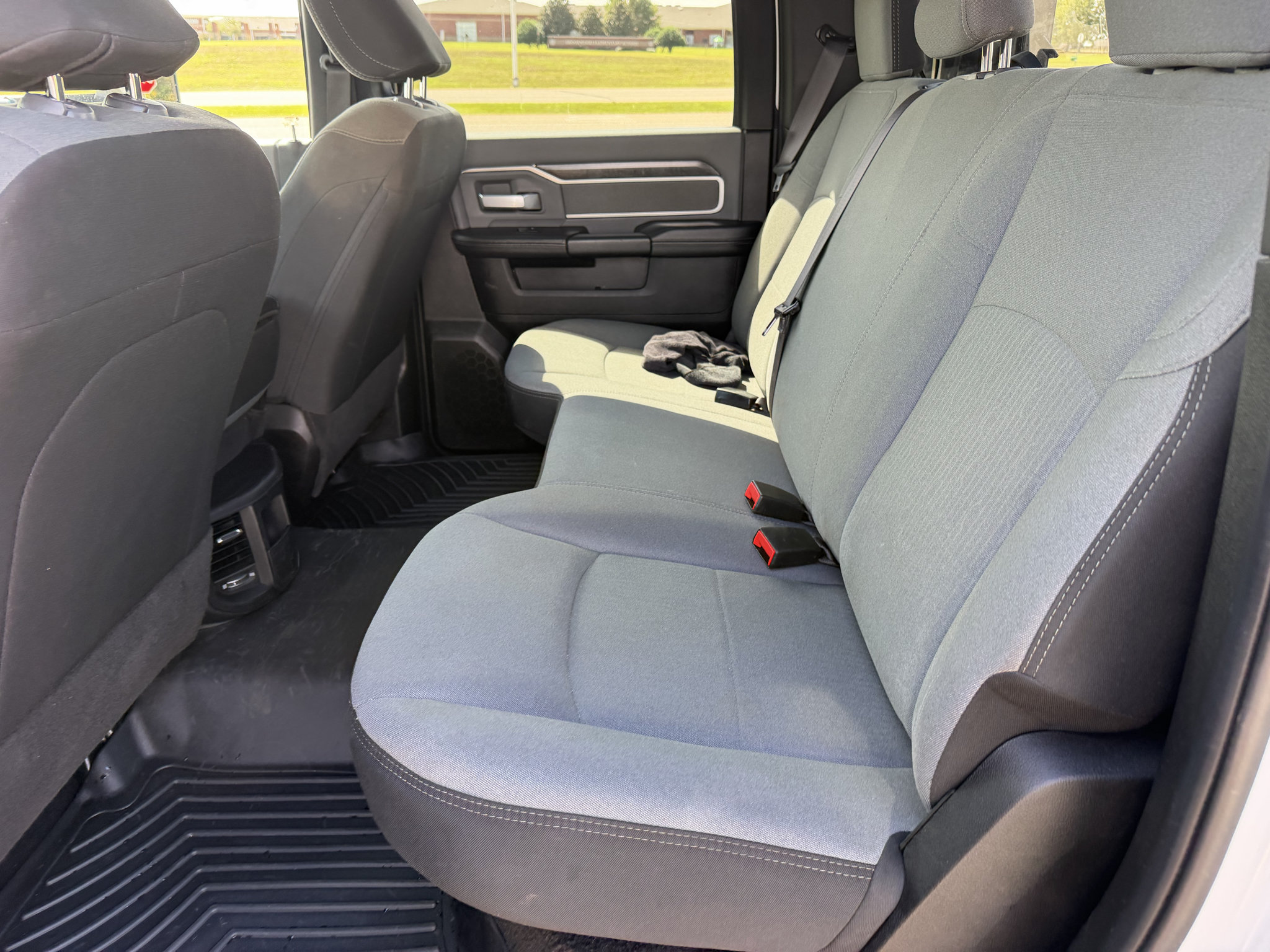 Used 2022 RAM 3500 Big Horn AWD/4WD image 22