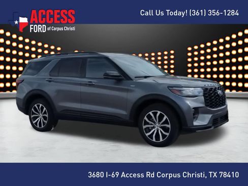 Used 2025 Ford Explorer ST-Line AWD/4WD image 2