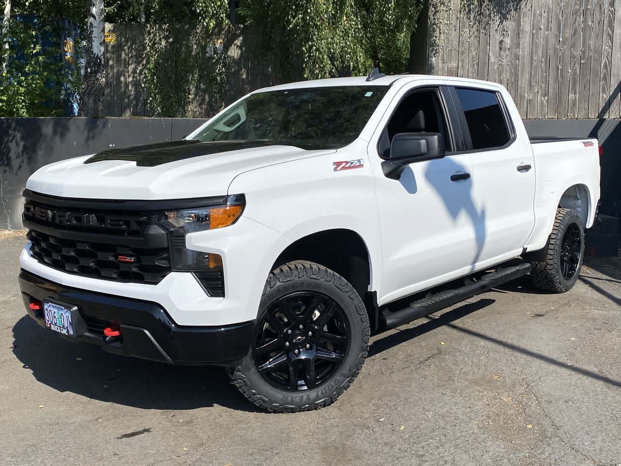 Used 2022 Chevrolet Silverado 1500 Custom Trail Boss AWD/4WD image 1