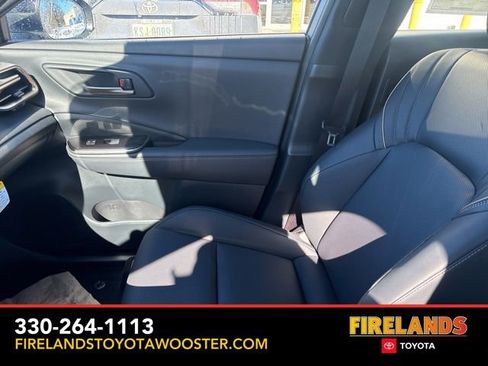 New 2025 Toyota Crown Signia image 11