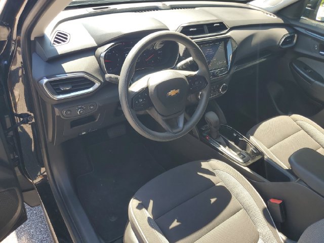Used 2022 Chevrolet TrailBlazer LT w/ Convenience Package FWD image 22