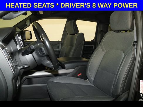 Used 2022 RAM 1500 Big Horn AWD/4WD image 3