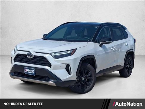 Used 2025 Toyota RAV4 XSE w/ Advanced Technology Package AWD/4WD image 1