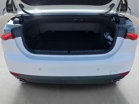 Used 2021 BMW 430i Convertible image 24