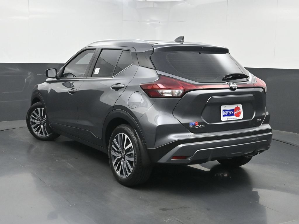 Used 2023 Nissan Kicks SV FWD image 19