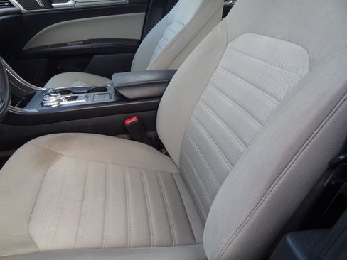 Used 2019 Ford Fusion S image 6