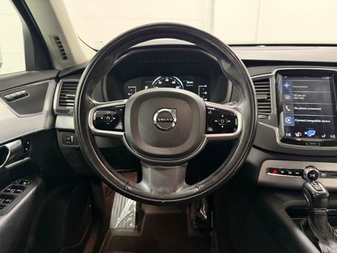 Used 2018 Volvo XC90 T5 Momentum w/ Convenience Package image 7
