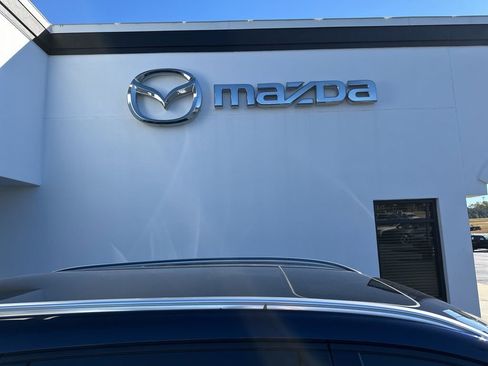 New 2026 MAZDA CX-90 3.3 Turbo w/ Preferred Package AWD/4WD image 12