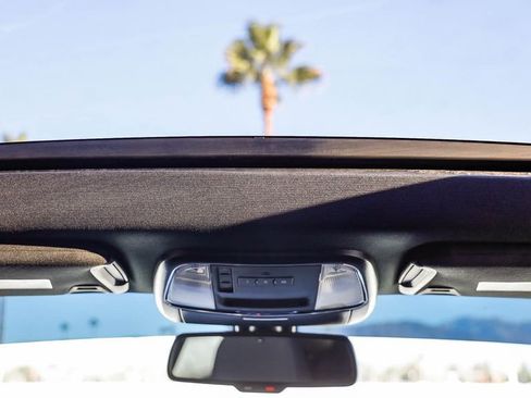 Certified 2021 Dodge Charger R/T image 17