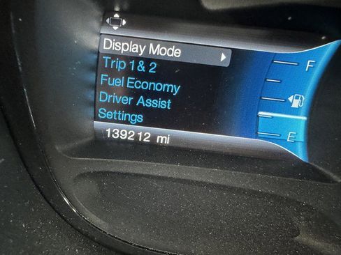 Used 2014 Ford Edge Sport image 28