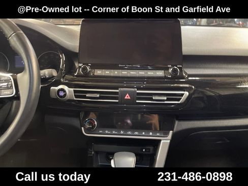 Used 2023 Kia Seltos EX AWD/4WD image 19