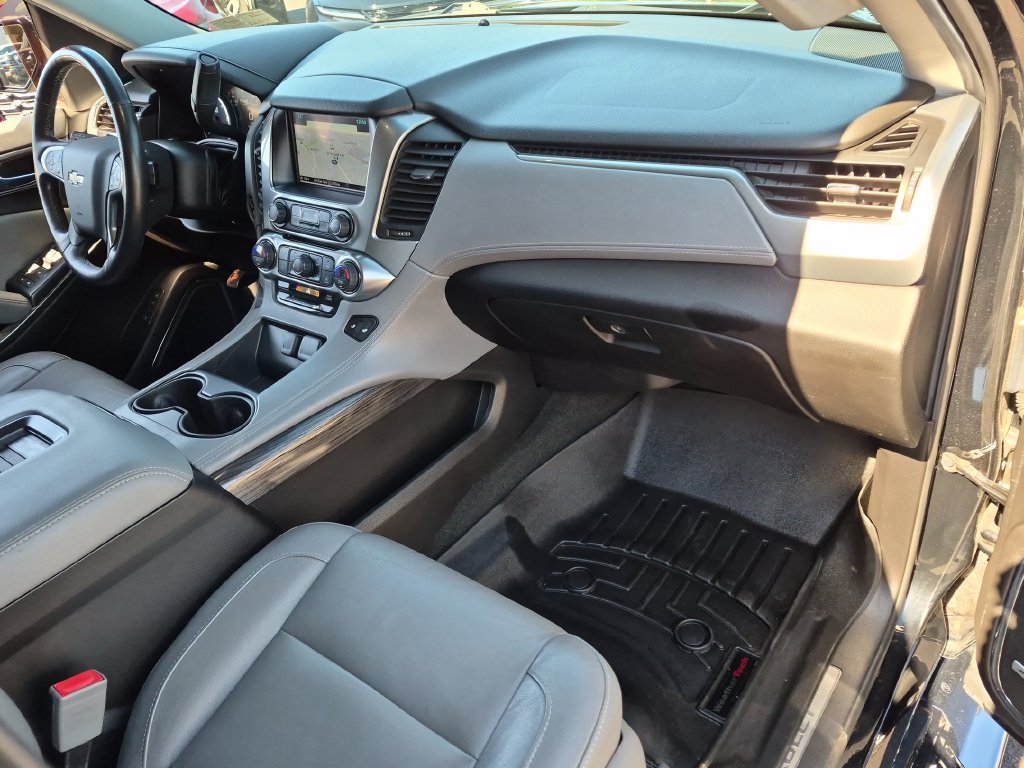 Certified 2017 Chevrolet Tahoe LT w/ Luxury Package AWD/4WD image 30