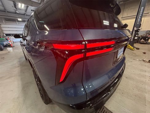 Certified 2025 Chevrolet Traverse RS w/ LPO, Floor Liner Package image 30