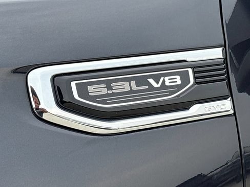 Used 2025 GMC Sierra 1500 SLT AWD/4WD image 43