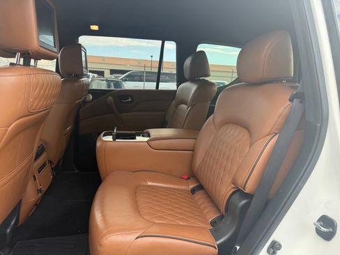 Certified 2021 INFINITI QX80 Sensory w/ All-Season Package AWD/4WD image 10