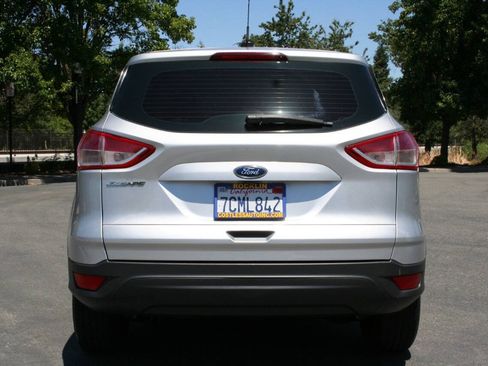 Used 2014 Ford Escape S FWD image 5