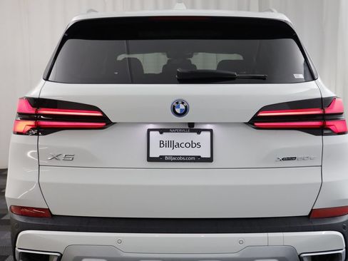 New 2026 BMW X5 xDrive50e w/ Executive Package AWD/4WD image 18