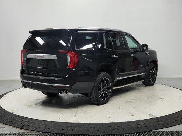Used 2023 GMC Yukon Denali w/ LPO, Floor Liner Package AWD/4WD image 8