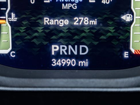 Used 2020 Jeep Wrangler Unlimited Sahara AWD/4WD image 22