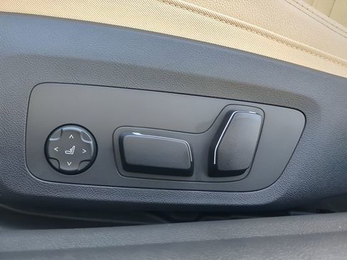 New 2026 BMW 430i xDrive Coupe w/ Parking Assistance Package image 17