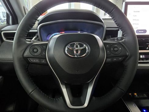 Certified 2026 Toyota Corolla Cross XLE image 27