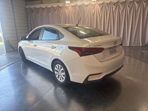 Used 2019 Hyundai Accent SE image 7