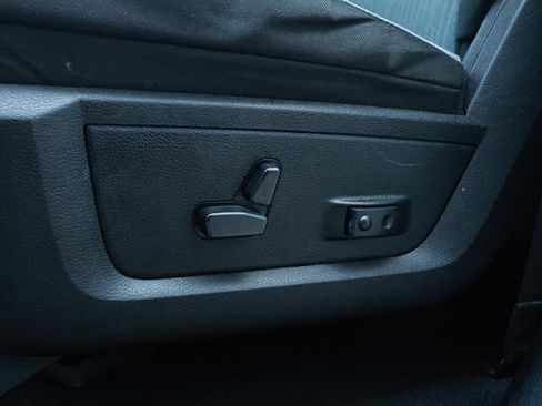 Used 2022 RAM 1500 Classic SLT w/ Trailer & Traction Group image 22