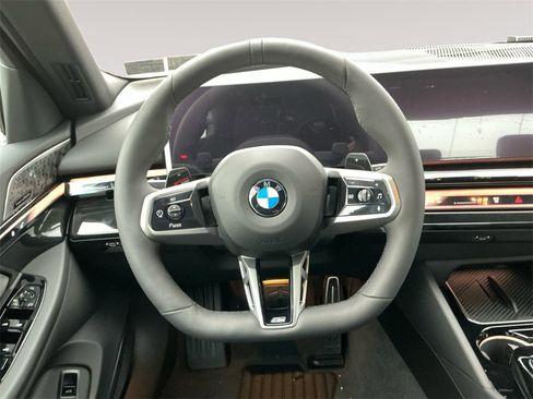 New 2026 BMW 530i xDrive w/ M Sport Package image 12
