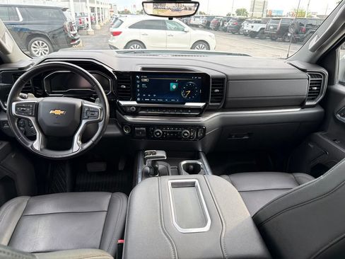 Used 2022 Chevrolet Silverado 1500 LTZ w/ Technology Package AWD/4WD image 20