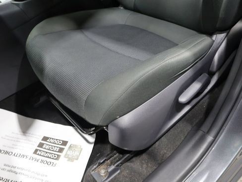 Used 2024 Toyota RAV4 LE AWD/4WD image 13