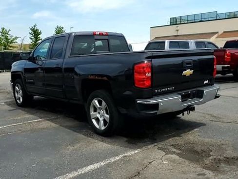 Used 2015 Chevrolet Silverado 1500 LT w/ LT Plus Package AWD/4WD image 6
