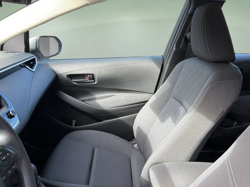 Used 2023 Toyota Corolla LE image 12