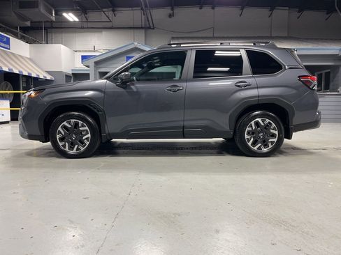 Used 2026 Subaru Forester Premium image 6