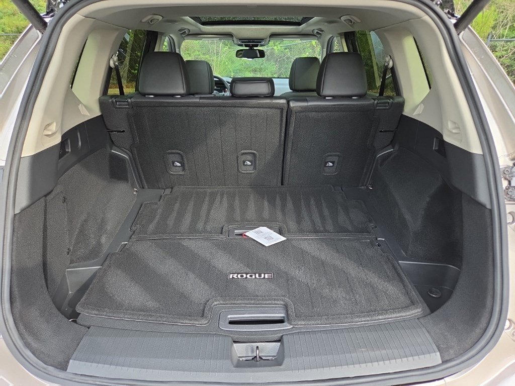 Used 2026 Nissan Rogue Platinum w/ Platinum Premium Package AWD/4WD image 30